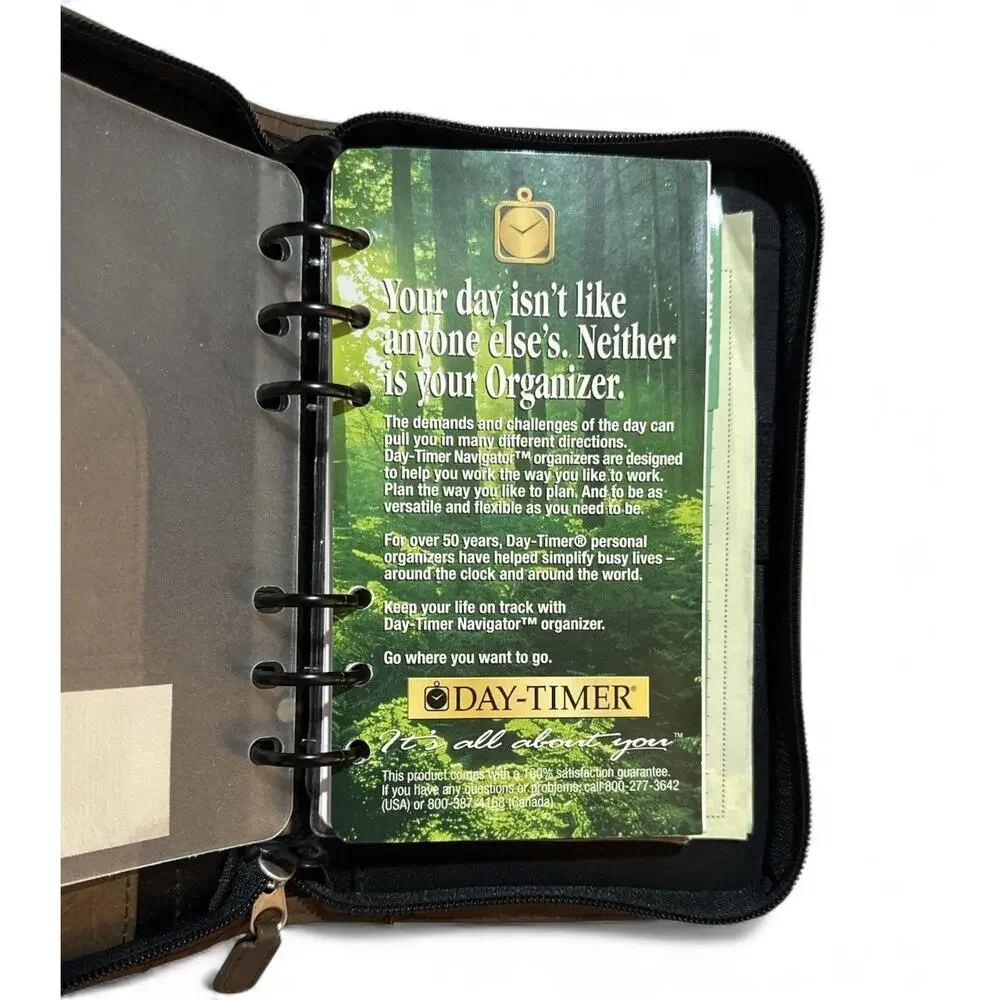 Vtg Day-Timer Organizer Planner Brown Navigator Zip Around 6 Rings 8.5x5.5